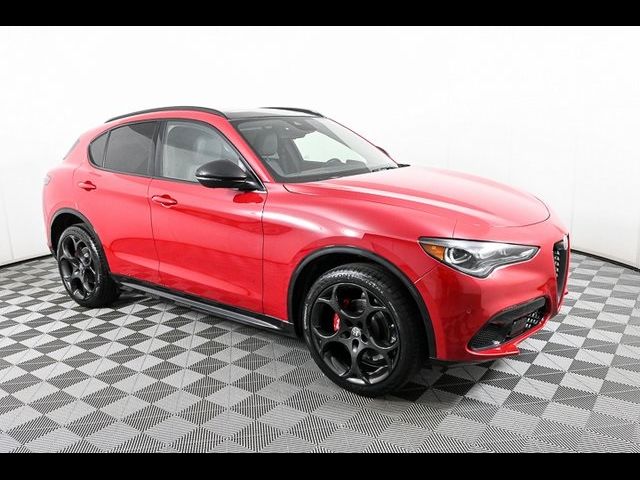 2024 Alfa Romeo Stelvio Veloce