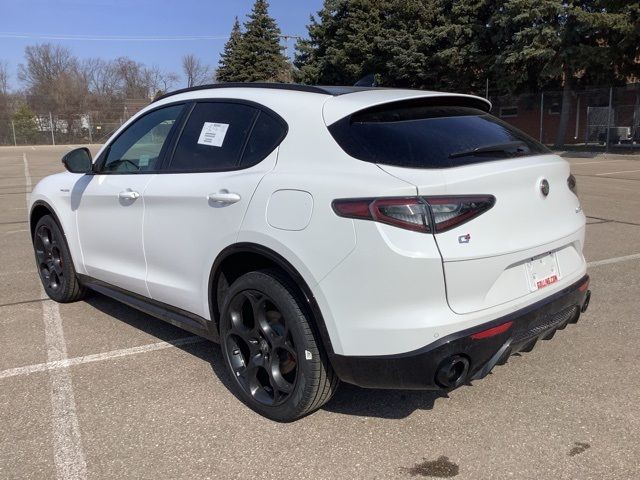 2024 Alfa Romeo Stelvio Veloce