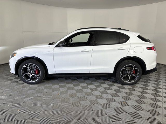 2024 Alfa Romeo Stelvio Veloce