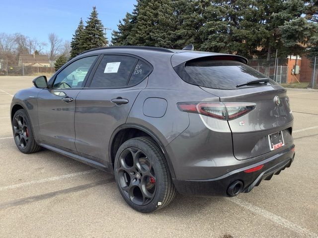 2024 Alfa Romeo Stelvio Veloce