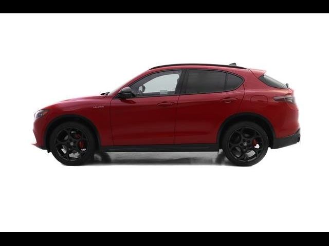 2024 Alfa Romeo Stelvio Veloce