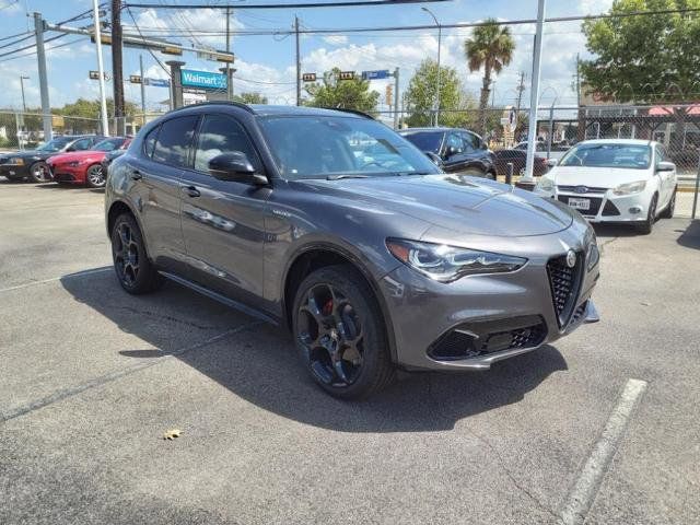 2024 Alfa Romeo Stelvio Veloce