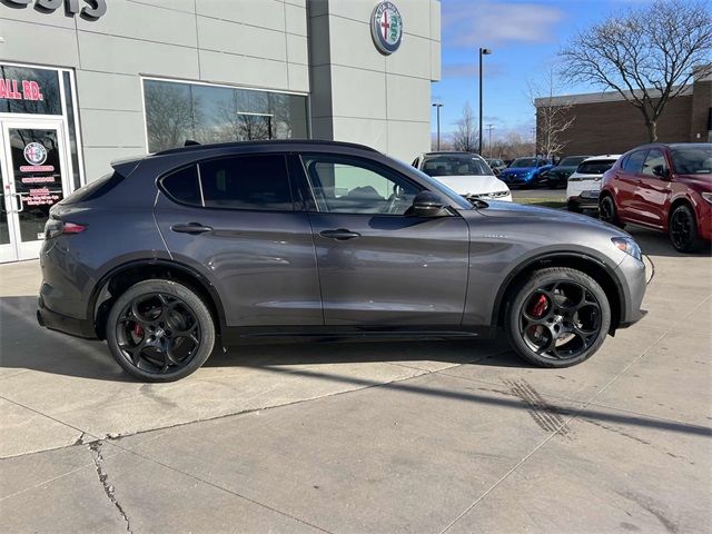 2024 Alfa Romeo Stelvio Veloce