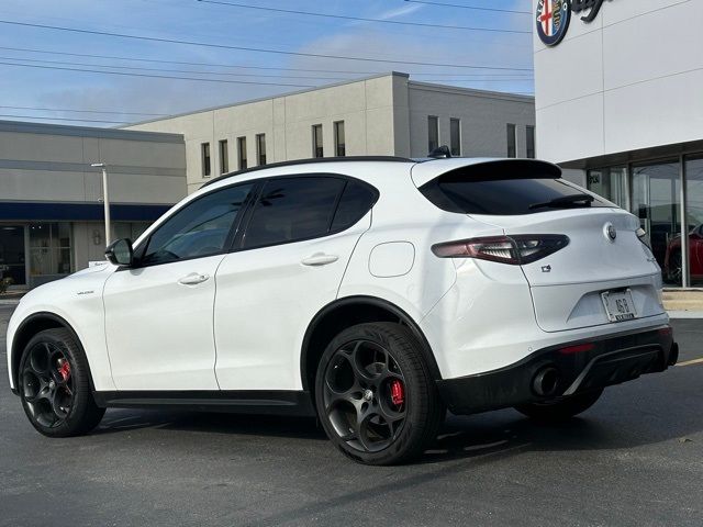 2024 Alfa Romeo Stelvio Veloce