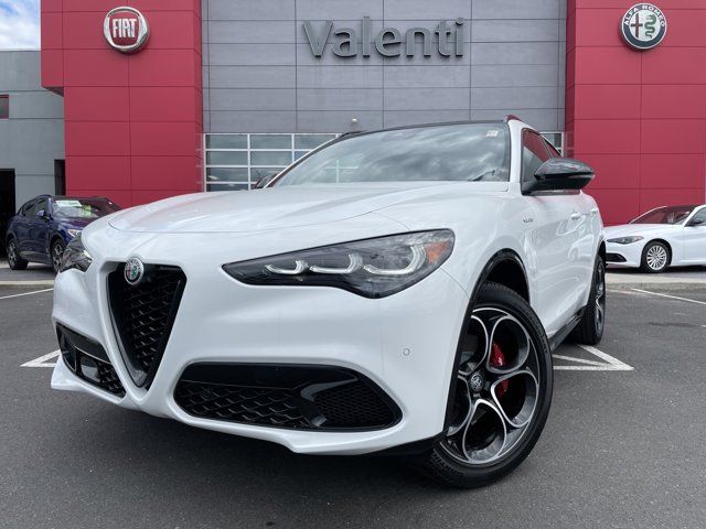 2024 Alfa Romeo Stelvio Veloce