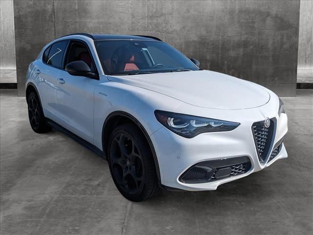 2024 Alfa Romeo Stelvio Veloce