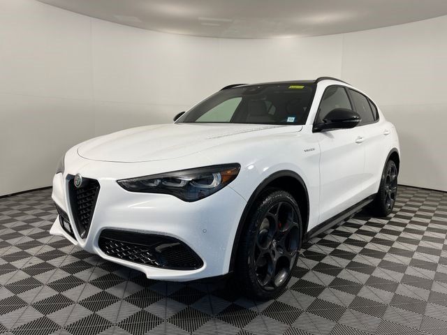 2024 Alfa Romeo Stelvio Veloce