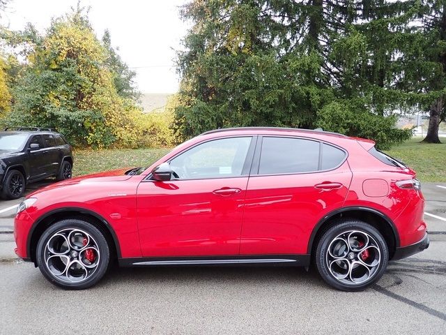 2024 Alfa Romeo Stelvio Veloce