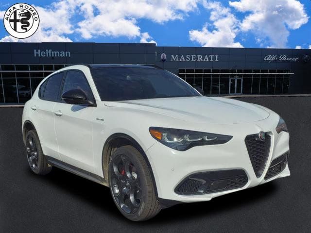 2024 Alfa Romeo Stelvio Veloce