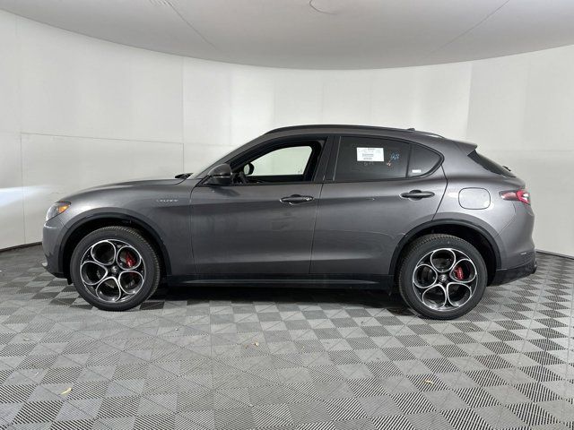 2024 Alfa Romeo Stelvio Veloce