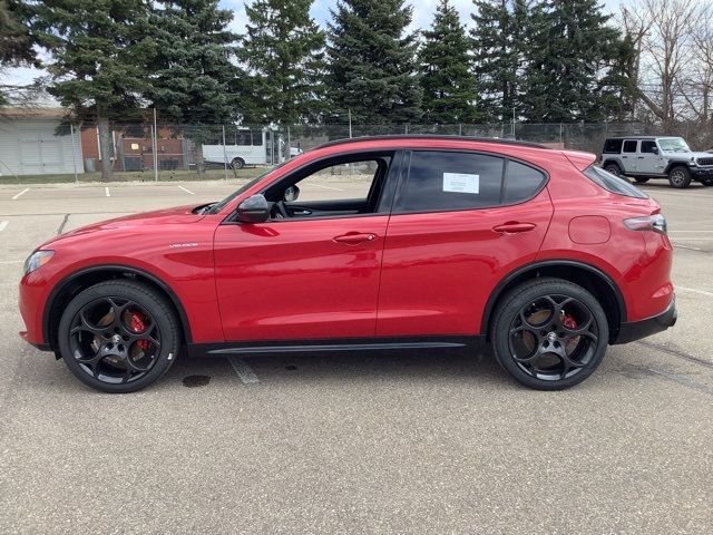 2024 Alfa Romeo Stelvio Veloce