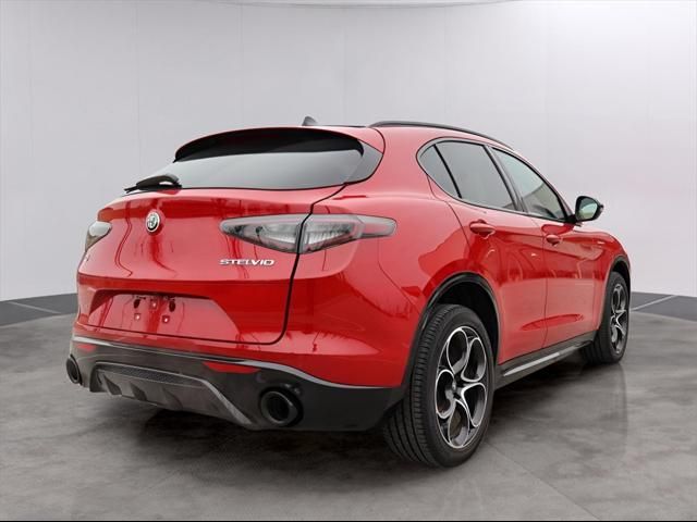 2024 Alfa Romeo Stelvio Veloce