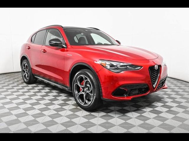 2024 Alfa Romeo Stelvio Veloce