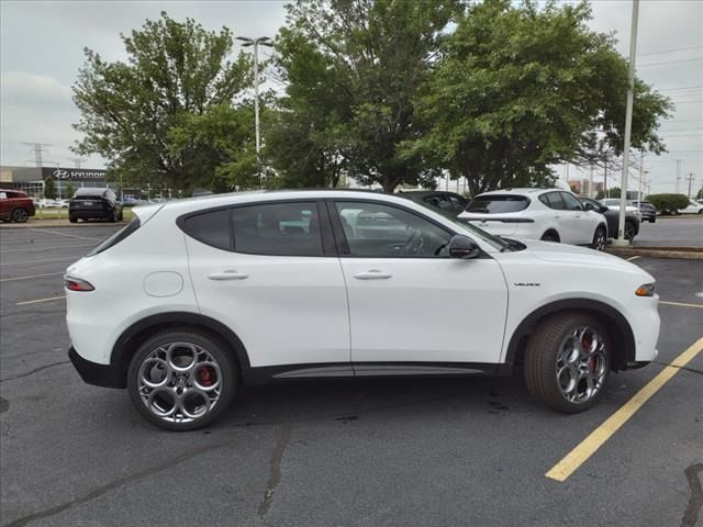 2024 Alfa Romeo Tonale Veloce