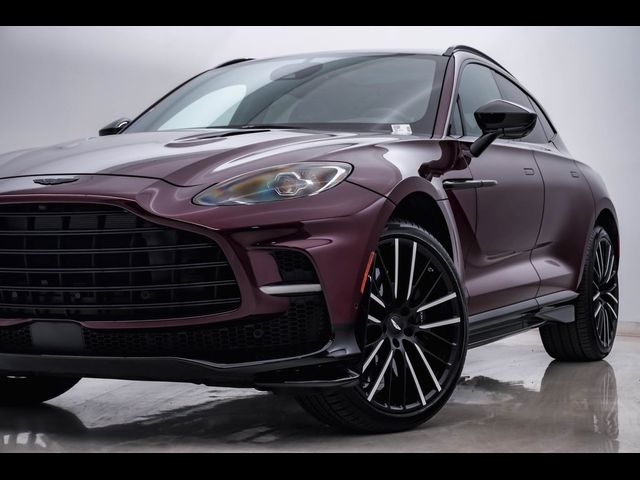 2024 Aston Martin DBX 707