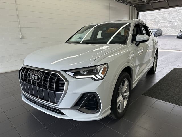 2024 Audi Q3 S Line Premium