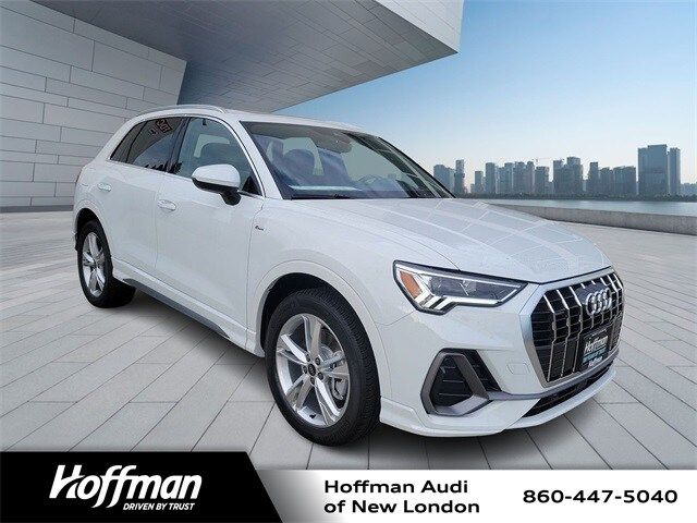 2024 Audi Q3 S Line Premium