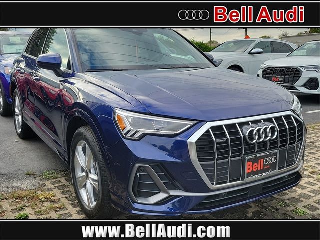 2024 Audi Q3 S Line Premium