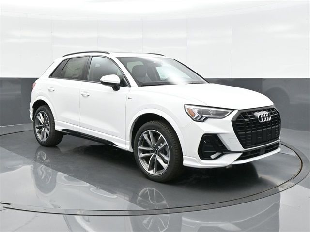 2024 Audi Q3 S Line Premium