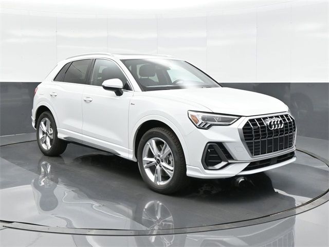 2024 Audi Q3 S Line Premium