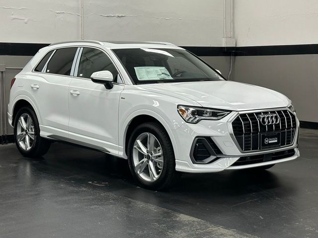 2024 Audi Q3 S Line Premium