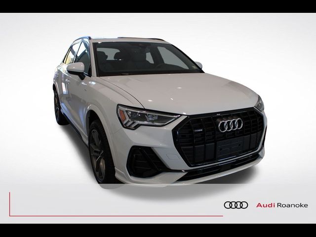 2024 Audi Q3 S Line Premium