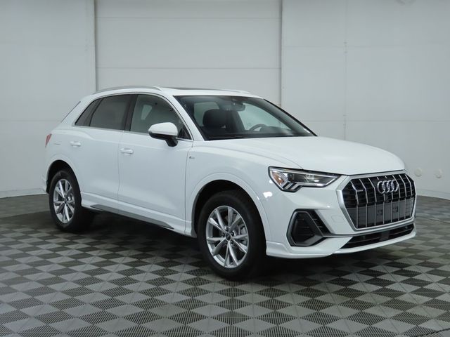 2024 Audi Q3 S Line Premium