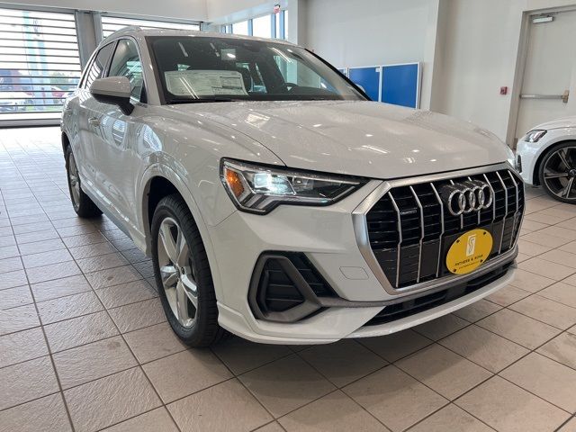 2024 Audi Q3 S Line Premium