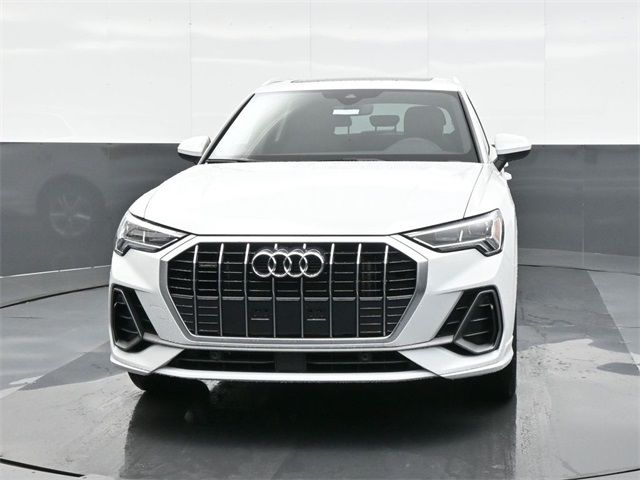 2024 Audi Q3 S Line Premium