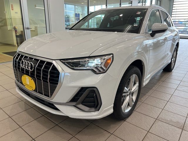 2024 Audi Q3 S Line Premium