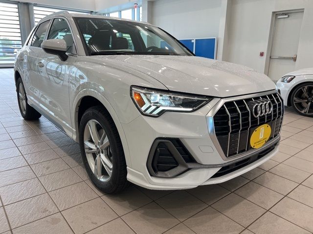 2024 Audi Q3 S Line Premium