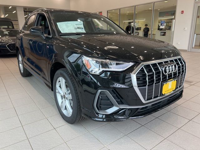 2024 Audi Q3 S Line Premium