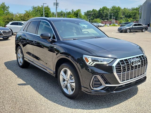 2024 Audi Q3 S Line Premium