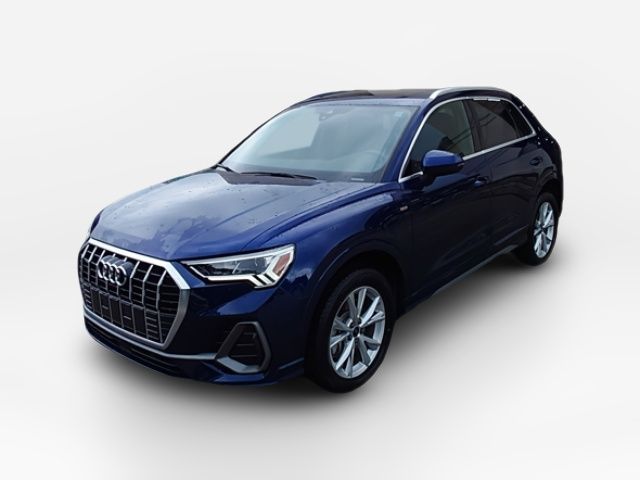 2024 Audi Q3 S Line Premium
