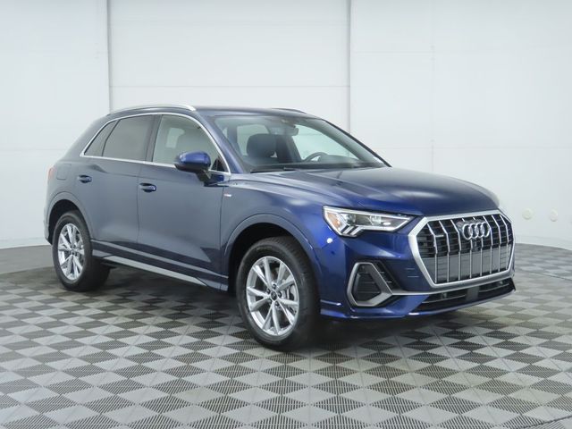 2024 Audi Q3 S Line Premium