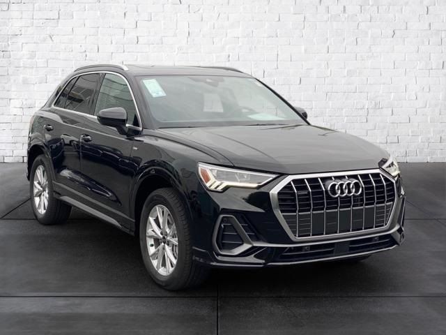 2024 Audi Q3 S Line Premium