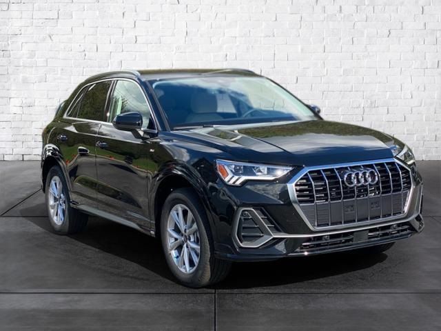 2024 Audi Q3 S Line Premium