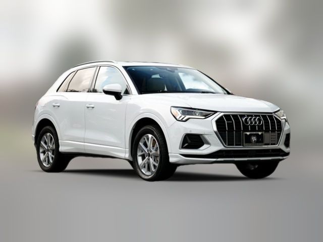 2024 Audi Q3 Premium