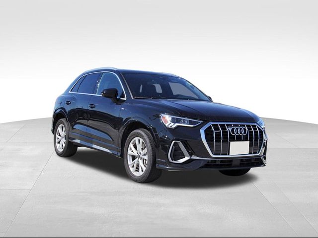 2024 Audi Q3 S Line Premium
