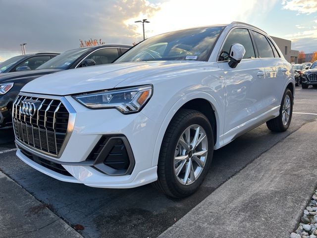 2024 Audi Q3 S Line Premium