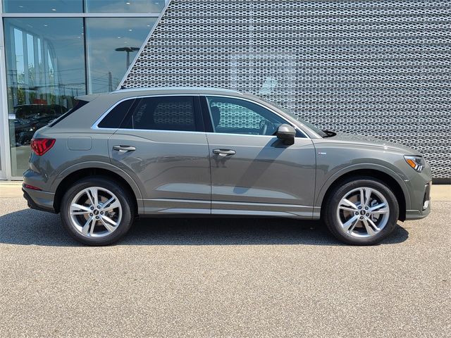 2024 Audi Q3 S Line Premium