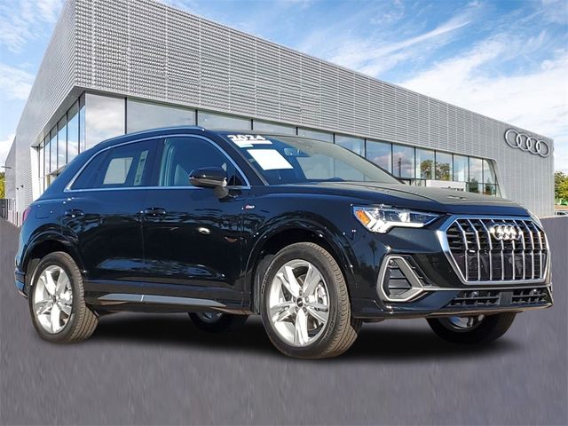 2024 Audi Q3 S Line Premium