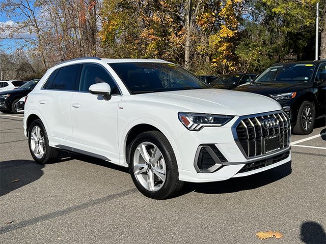 2024 Audi Q3 S Line Premium