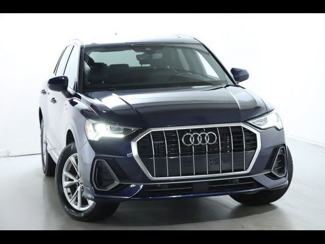 2024 Audi Q3 S Line Premium