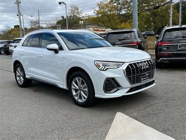 2024 Audi Q3 S Line Premium