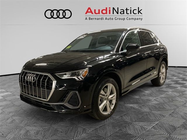 2024 Audi Q3 S Line Premium