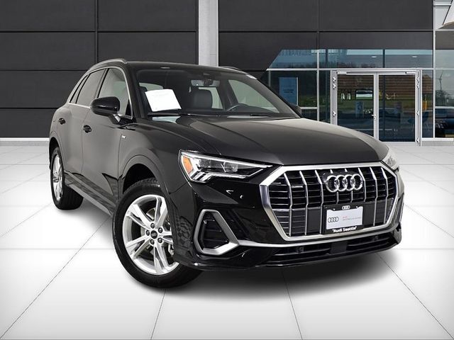 2024 Audi Q3 S Line Premium