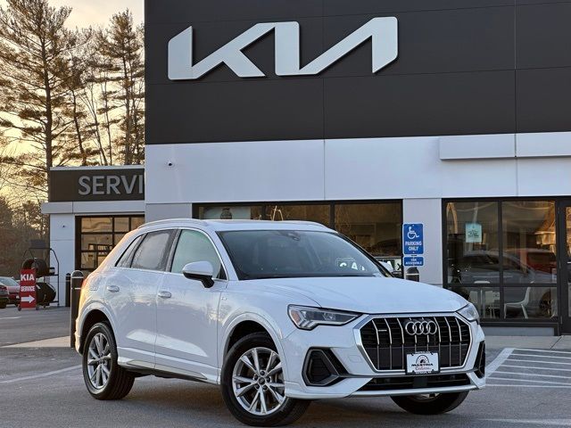 2024 Audi Q3 S Line Premium