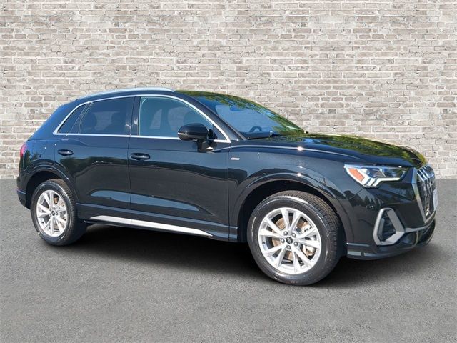 2024 Audi Q3 S Line Premium