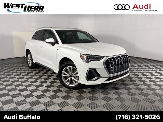 2024 Audi Q3 S Line Premium